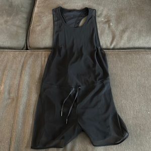 Lululemon black mesh jumper